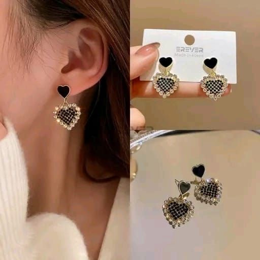 Blingy heart earrings